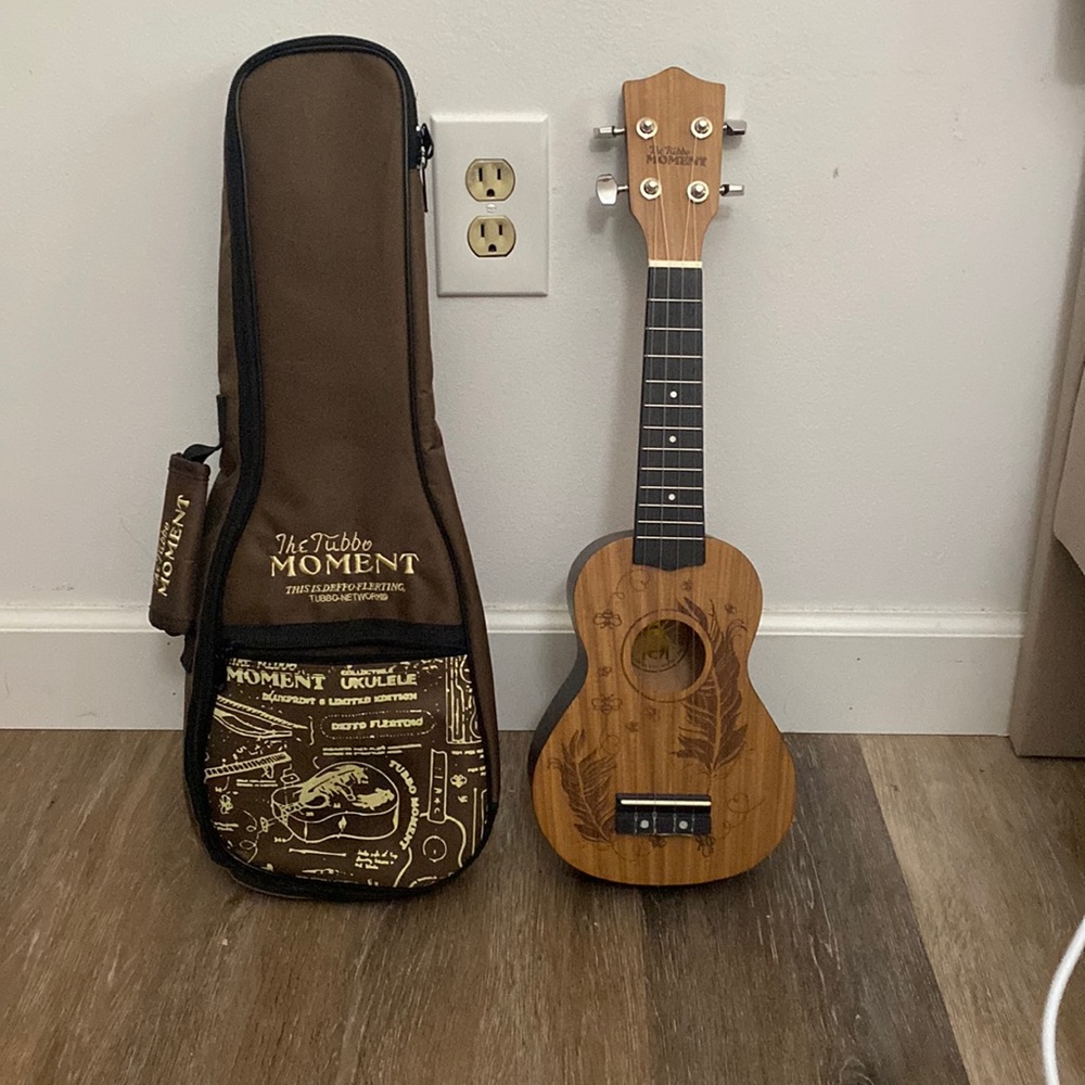 LIMITED EDITION Tubbo Ukulele and case